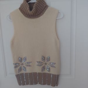 The Limited Sweater Lg